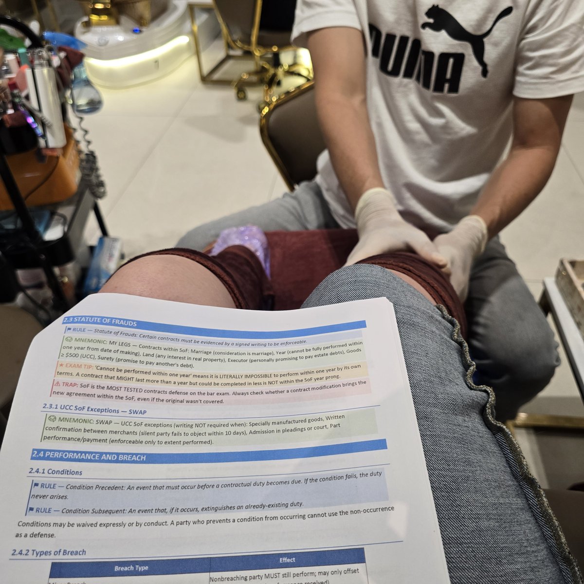 LegallyThemis's tweet photo. Last minute studying and a pedicure, the perfect way to pregame an exam! https://t.co/0HEvFgX2sp