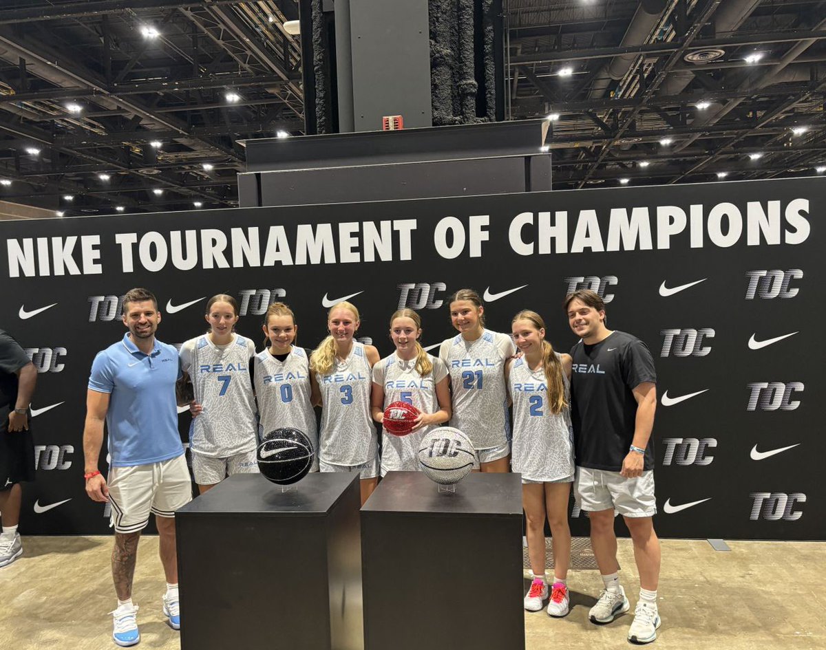 REALbasketball_'s tweet photo. Surreal finish to the season‼️ with both 17u &amp; 15u having double digit comeback wins in their championships to both win Nike Tournament of Champions! 🏆🏆

12-0 on the weekend as a program &amp; an incredible display of resiliency, and teamwork. What a season it was! ✅ https://t.co/bovAAI9Ips
