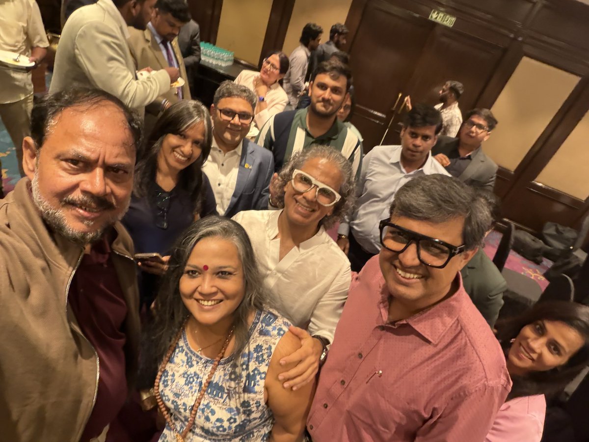 ckknaturals's tweet photo. Met Brad Sugars (@ActionCOACH) in Chennai and one message stayed with me:

Knowledge doesn’t build businesses. Action does

His 5-step framework:
• Dream Big
• Set Goals
• Keep Learning
• Plan Well
• Take Action

Dreams without action remain wishes

#BradSugars #ActionCoach https://t.co/4cy5QsSYkG