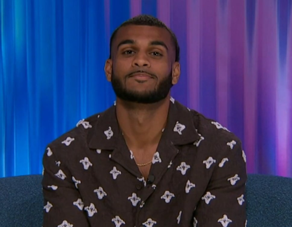 BB_WhatNow's tweet photo. Yash hates Chuk and Haley. 💀 #BB28   

He might have to win HOH. He told the other side of the house that it's best they keep Jason this week, and that next week it's best to put up Chuk and Haley.   

Yash Gheesling has arrived. https://t.co/6U1aLRcGaS