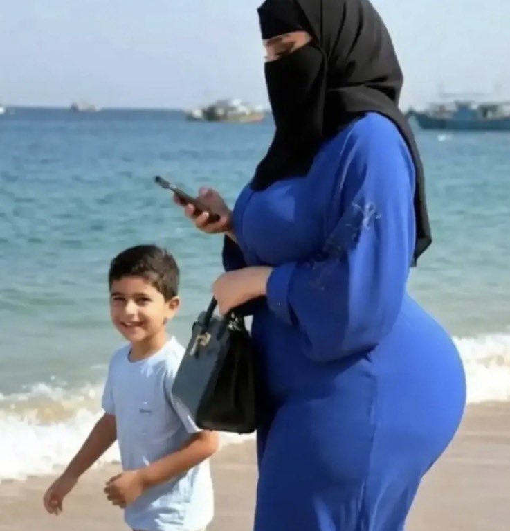 Mayaqueen22q2's tweet photo. ابني نور عيني 🤩🤩🤩💚💚🇪🇬💸💸💸 https://t.co/p2ExrCR1cX