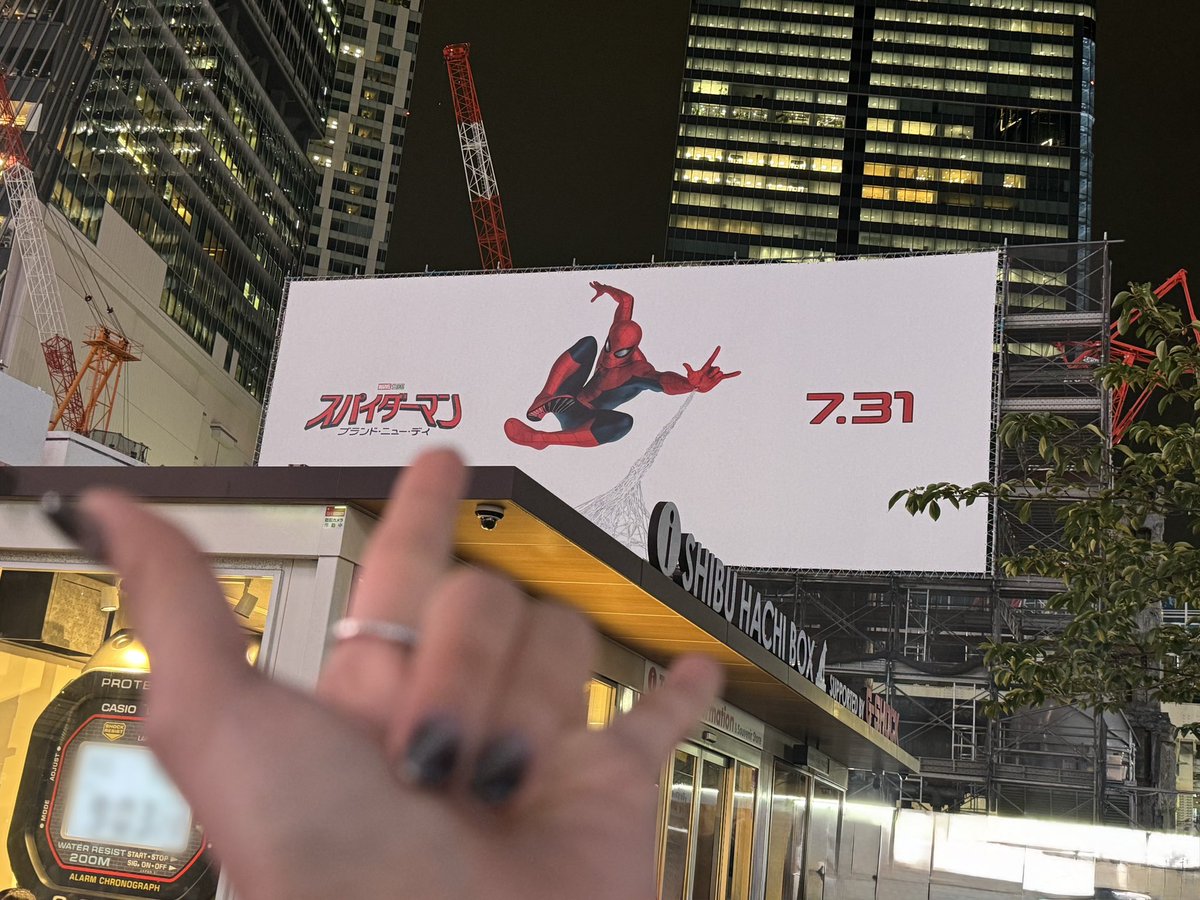 aibaaiai's tweet photo. 2002年の公開から、
ずっと大好きなスパイダーマン。
真っ直ぐで不器用で、何度壁にぶつかっても前を向くピーター・パーカーに、今も変わらず惹かれています。
前作でみんなの記憶から消えてしまった彼。
この物語の続きを、ずっと待っていました。
7/31の公開が楽しみです🕷️❤️
#PR #WeLoveSpiderMan https://t.co/x8lhrw6ymF