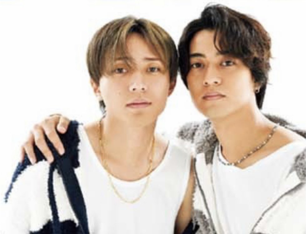 tnrrrk's tweet photo. HAPPYバレンタインBOOK もこもこ密着ショット
#永瀬廉 #髙橋海人 https://t.co/8zl77OqQBU