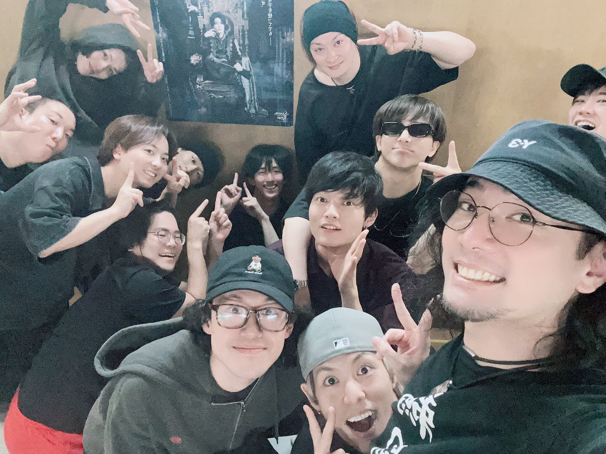 ryusuke_0212's tweet photo. 【黒の王】
始動。
読み合わせの時点で楽しかった。

こっから日々ドラクりたいと思います。

#王ステ https://t.co/RLDYYAKqAb