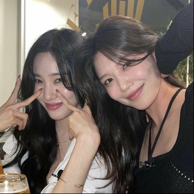 electrofujo's tweet photo. #NovaFotoDePerfil #ParabensMavis #TeAmoMinhaFofinha #MelhoresAmigasPraSempre #SooFany #MakiJoo #Summerz #Soogyu #PikachuEMimikyu #Julyz https://t.co/QWVFYLTCVA