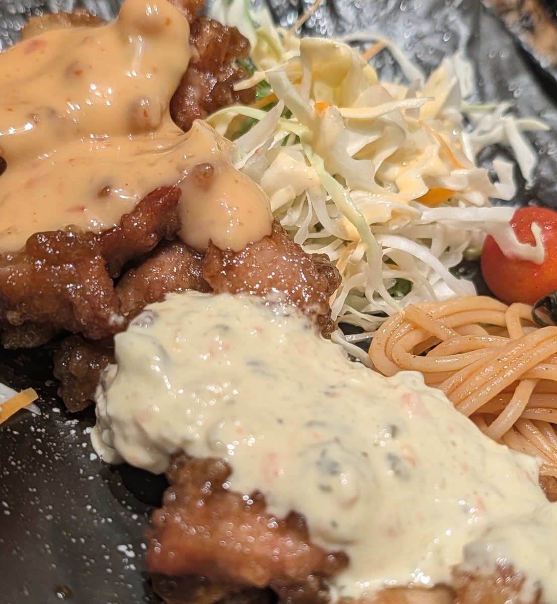 gon_niu's tweet photo. このチキン南蛮がいちばん美味しい https://t.co/XQ2X4p8dJg