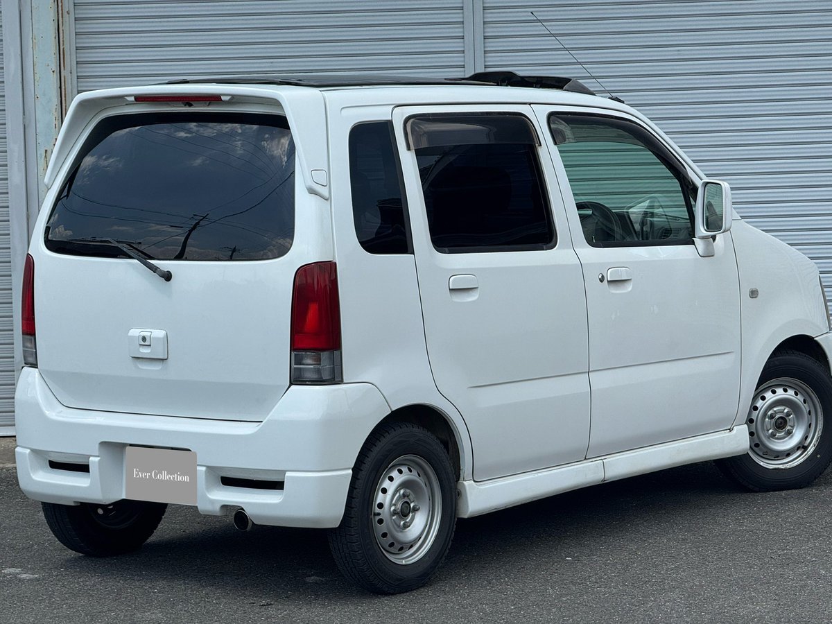 EverSpirit1986's tweet photo. 【New Stock】@滋賀 

1999年
スズキ ワゴンR【RR】
車検無し
14万km

🌟激レアオプション𝑺𝑼𝑵𝑹𝑶𝑶𝑭🌟

初期型にのみオプション設定がある純正サンルーフ☀️勿論バッチリ動作します👌

しれっと今高騰してるスペアナデッキと純正吊り下げリアスピーカー付📢

19.8万円にて https://t.co/JTPK1owZFq