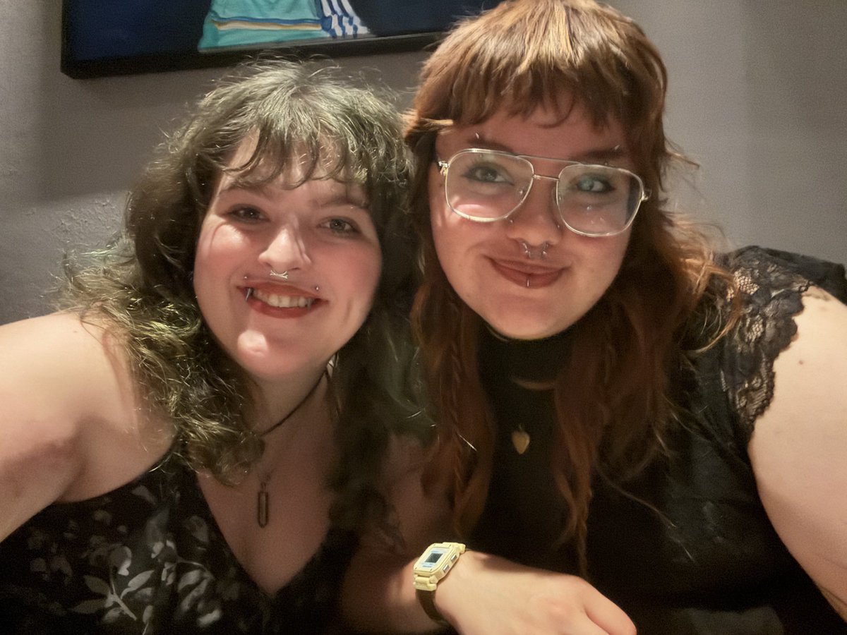 Odnockd's tweet photo. Happy anniversary to the one that made me realize how amazing love is:) thank you for 5 amazing years honey, i hope for so many more i get to spend with u:) i love you with all of my heart and more<3
p.s. they should propose soon #ifyoulikeit #putaringonit 💍 https://t.co/QWkTeCOlWx