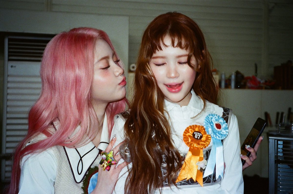 fawnyuha's tweet photo. 🩷🤎 https://t.co/l0q7LI3zN8