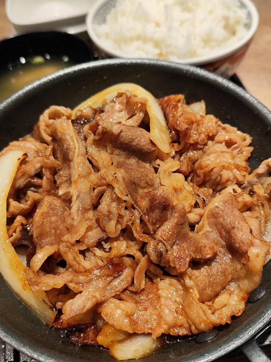 Rnyrg's tweet photo. 焼肉定食（牛） https://t.co/km3OYmtlqw