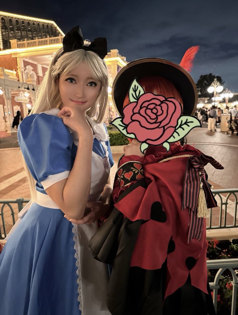 hiyayakkomoiine's tweet photo. 🤍💙

#不思議の国のアリススクリーンデビュー
 #dハロ仮装 https://t.co/Ags3pGvnpn