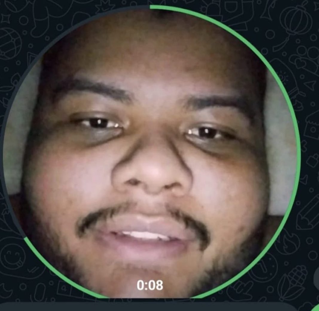 JosafaComenta's tweet photo. Já que vocês adoram uma fofoca, vamos brigar um pouquinho.

Vale uma assinatura do Cudbala pra quem acertar quem é. Valendo! 😂

Tá, tá... Pela milésima vez:

Boa noite do Caiçara Gringo, mais uma vez 😎😂

Quem coloca apelido em você | Você https://t.co/jLulHDjAyE