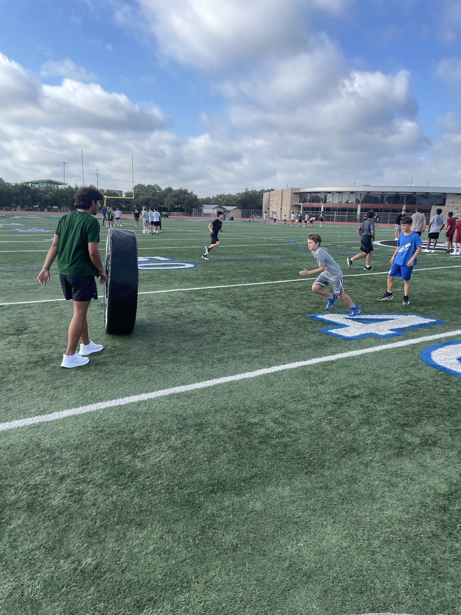 SAReaganFball's tweet photo. Great 1st day of our Rattler Football camp!
#StrikeEm🐍 https://t.co/pvcZ8wyXMy