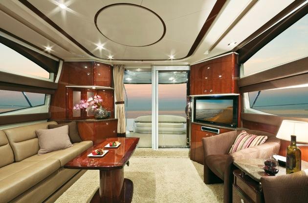 globalyachtex's tweet photo. The Meridian 441 Sedan delivers the perfect blend of style, comfort, and practicality. An open-concept salon, full-service galley, and spacious 2-stateroom, 2-head layout make every trip feel like home—whether you're cruising for the weekend or beyond. ⚓🛥️ #YachtLife https://t.co/ULKGNAwWsp