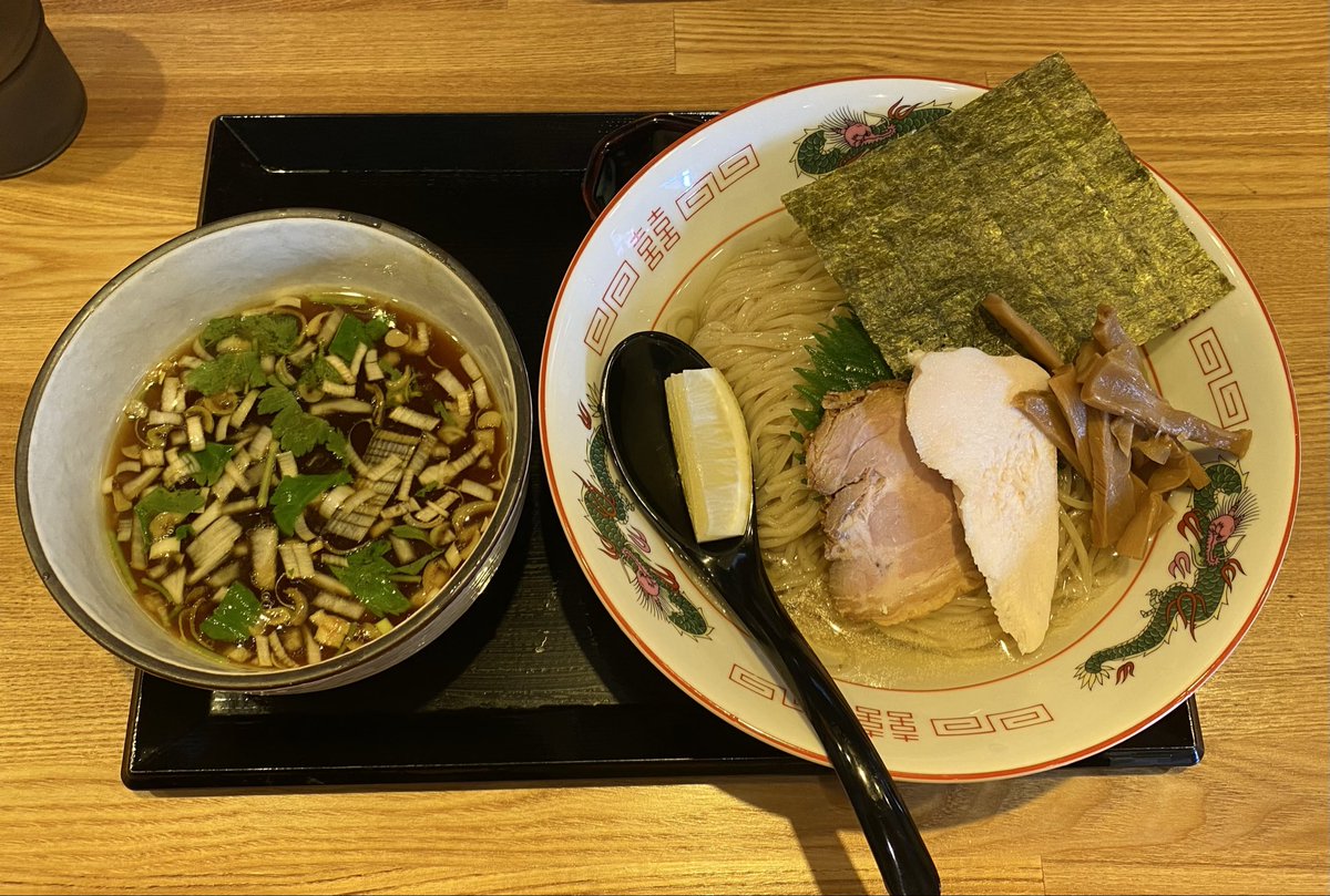 ankoromochi_051's tweet photo. 【176軒目】

麺屋　一龍

🚃勝田台（千葉）
🍜 淡麗昆布水つけ麺醤油
🍜日曜12時半店内ほぼ満席 https://t.co/yv6bbHIzce