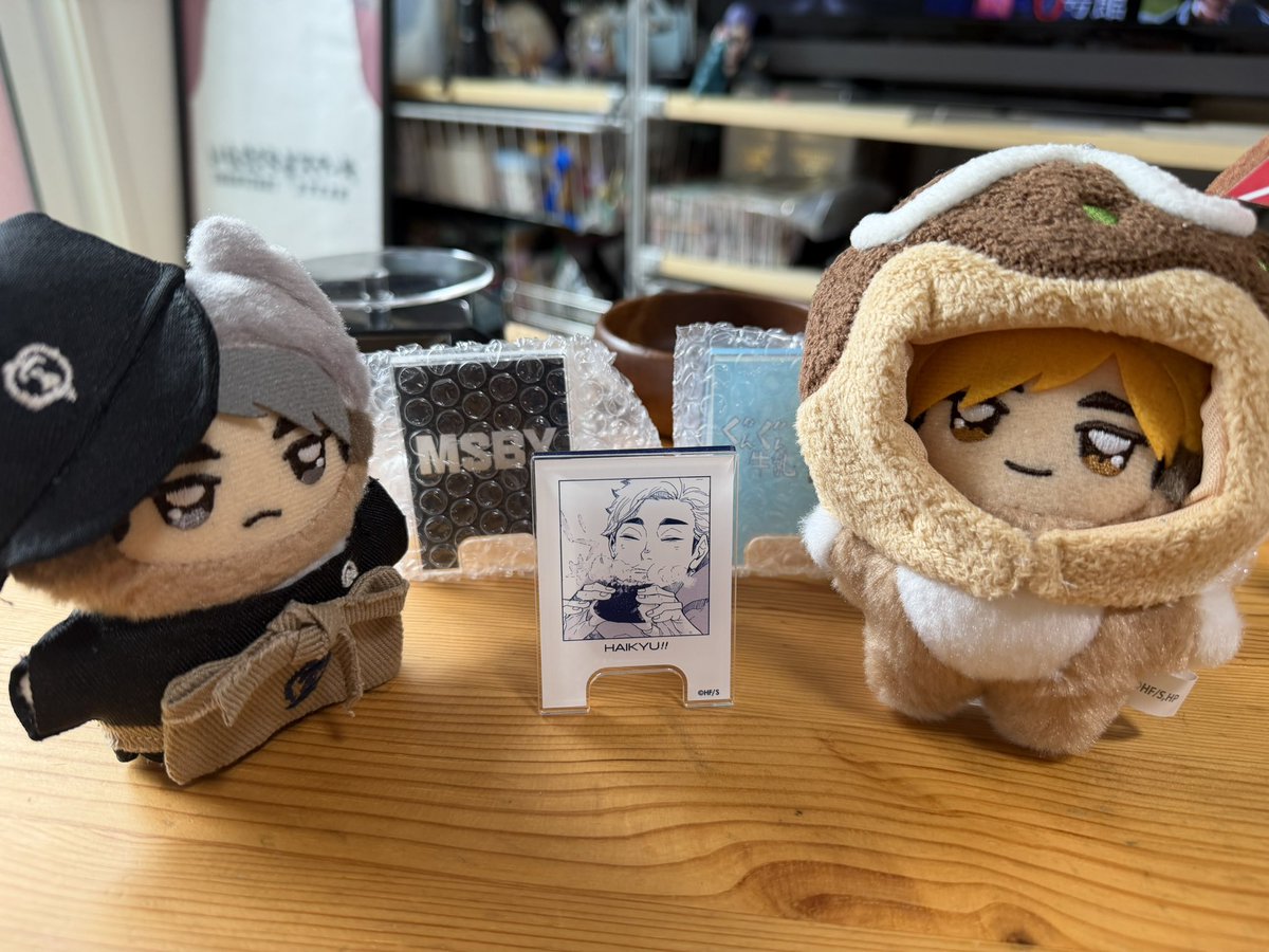 Hairo94's tweet photo. ﾊｲｷｭｰﾌｧﾝﾊﾟのﾐﾆ看板ｺﾚｸｼｮﾝ開けたの
5個買ったんだけどほんと前回の🖊️に引き続きｷｬﾗｽﾄの箱詰め担当の方本当にありがとう😭
おにぎり宮開店できる😭
裏が侑なのはいまだに納得してないけど笑 https://t.co/HDSZ72BJuW