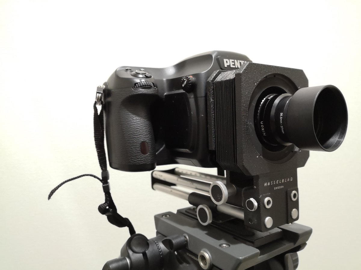 レンズ側もマウント側もHasselblad Vではなくなり、ベローズ本体も