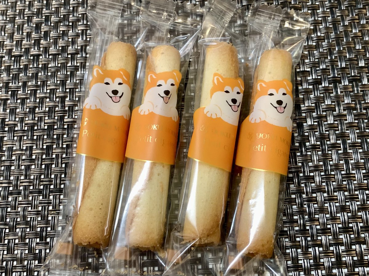 Sudashika's tweet photo. 取引先の担当者さんが持ってきてくれた手土産のYOKU MOKUが入れ物から可愛すぎるし中身も可愛いすぎる二重の喜び。 https://t.co/29ohQplZxu