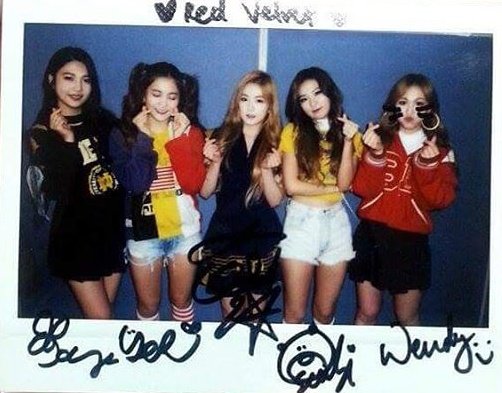 seurrene_'s tweet photo. red velvet forever 🩷💛🩵💚💜 https://t.co/NSDWZRzXLH