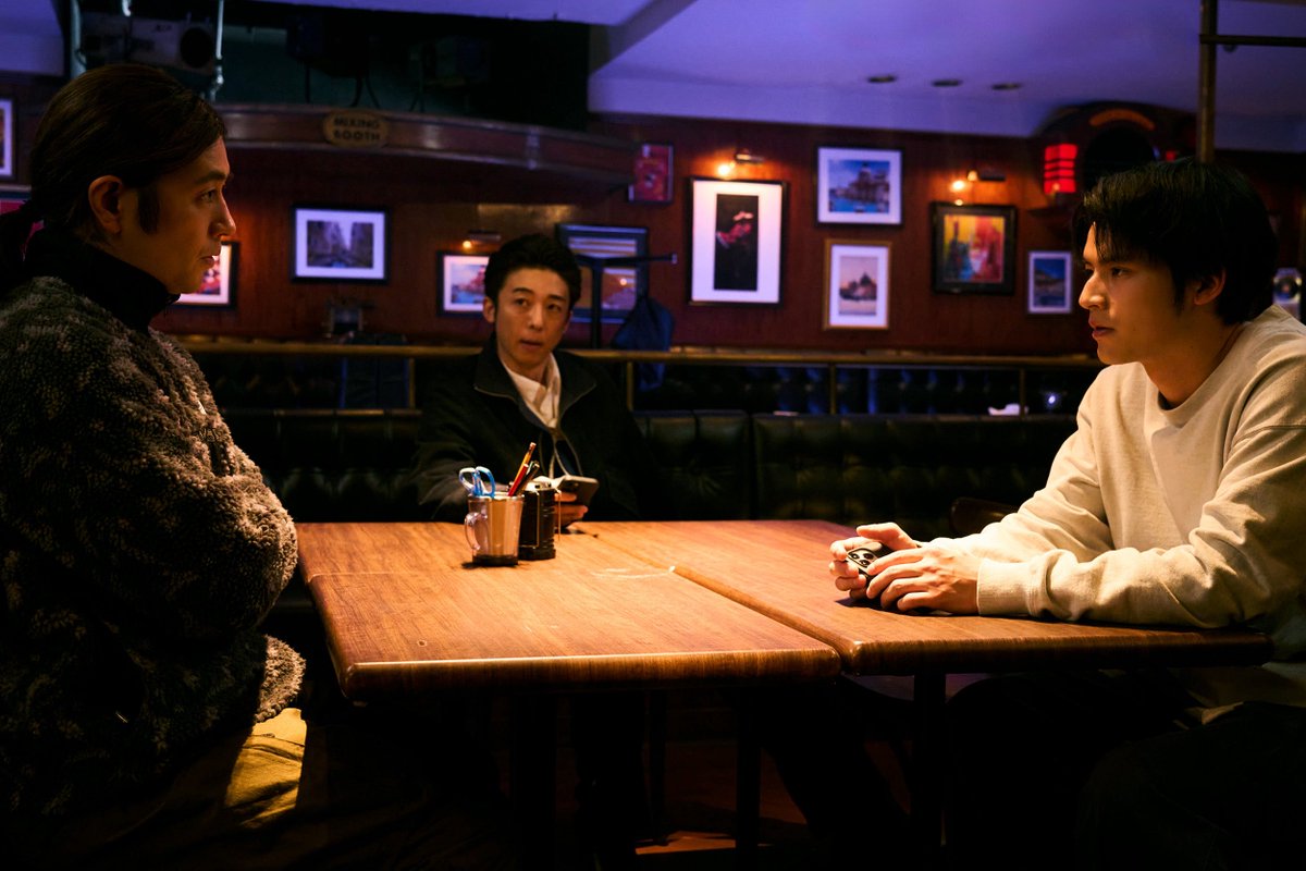 movie_core2014's tweet photo. 『犯罪者』無差別殺傷事件で結ばれた刑事(高橋一生)・記者(斎藤工)・生存者(水上恒司)が迫る巨大な闇第6話〜第7話(最終話)予告映像、場面写真解禁
https://t.co/DQ840sxWlP
#犯罪者 https://t.co/02MnjFPH00