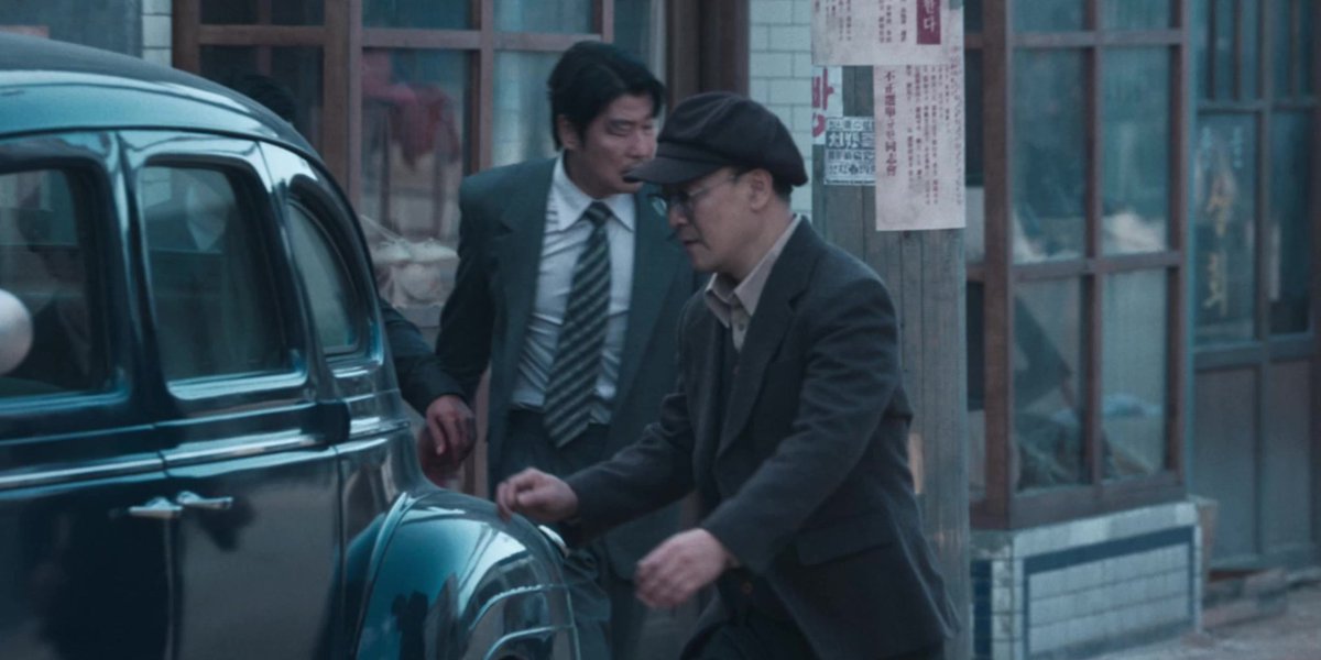 33DS1960's tweet photo. 이때 삼촌이 도련님 손 잡아준거 아시는분,
이분 진짜 제정신 ㄴㄴ십니다 https://t.co/U8SYGPCxAX