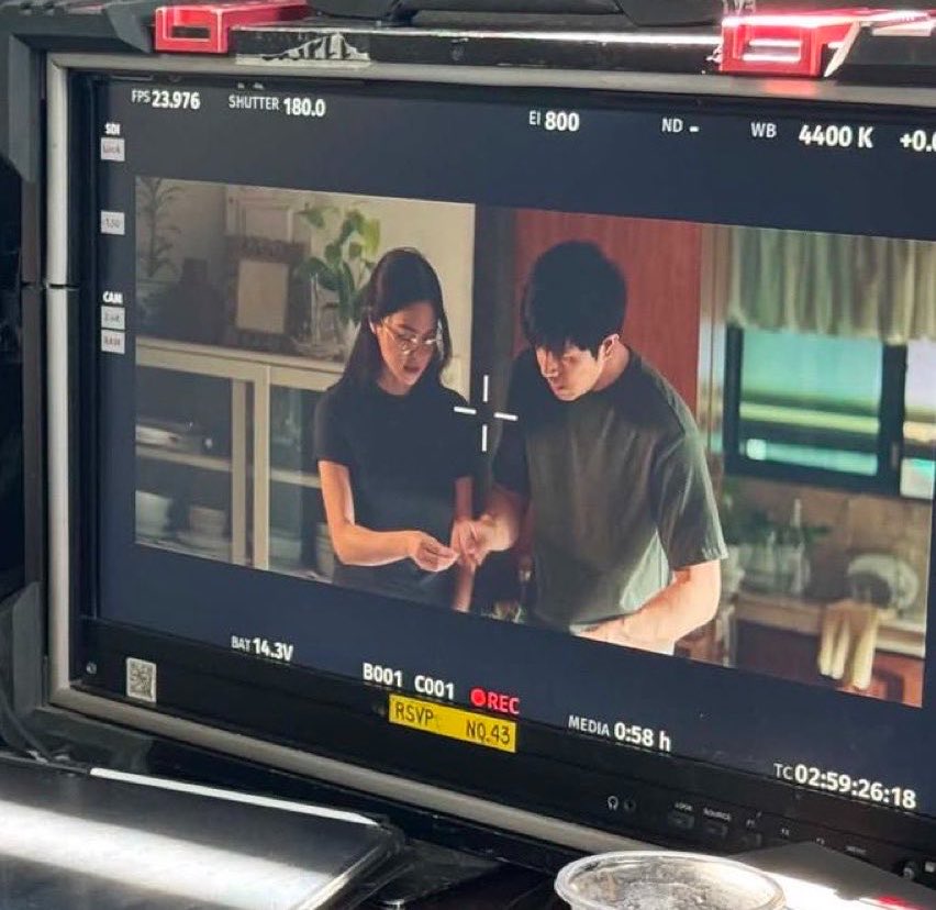 kimpaucrumbs's tweet photo. juskupo juskopo 🪑😭 https://t.co/cbDM79Tp4P