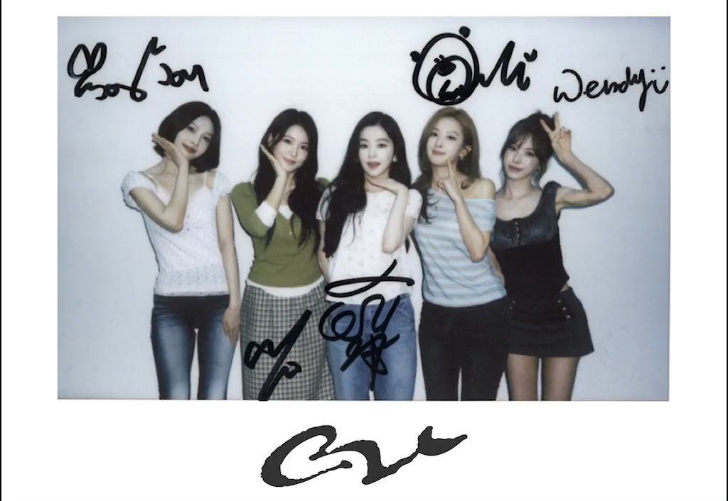 seurrene_'s tweet photo. red velvet forever 🩷💛🩵💚💜 https://t.co/NSDWZRzXLH