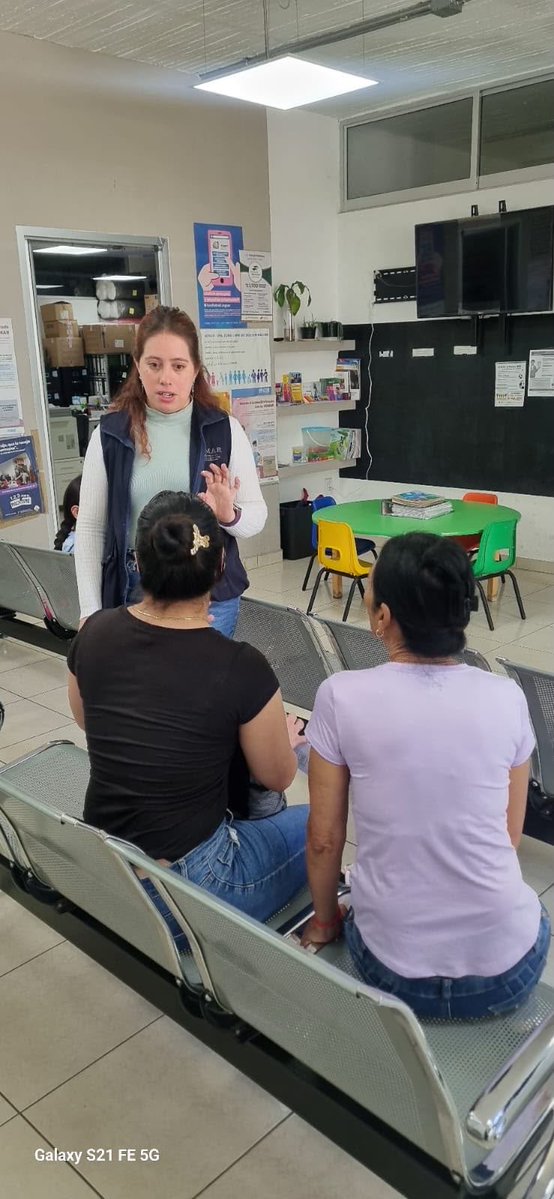 xade_mm's tweet photo. En este aniversario, expresamos nuestra gratitud a cada compañera y compañero de nuestras oficinas de representación.
#COMAR46Años #ProtecciónyHospitalidad #RefugioEnMexico https://t.co/bmEKIWWPt0