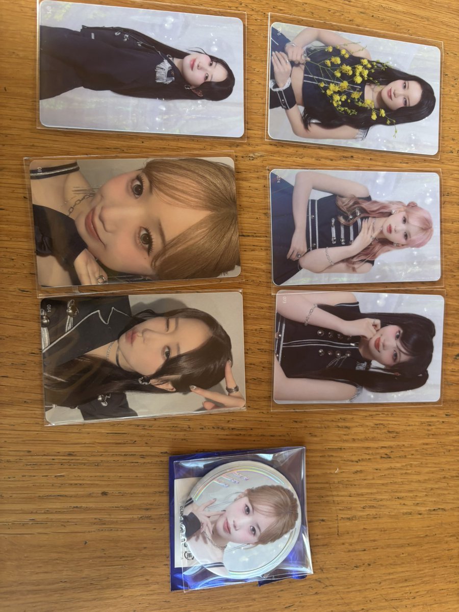 2214_mya's tweet photo. ME:I WAY トレカ グッズ 交換

譲 画像のもの➕かぷっこ村上

求 買取>>>>今ツアー海老原>過去海老原

有明1日目、都内手渡しのみ
 #ME_I交換 #ME_I買取 https://t.co/9HBtvoFmQj