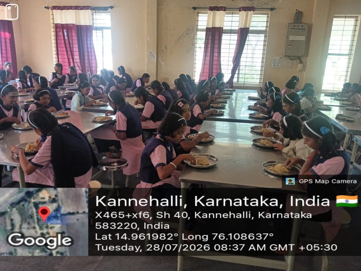 MdrsItagi's tweet photo. Breakfast 
#SocialAudit_SWDMeals 
#Socialwelfare_Karnataka https://t.co/SUWlwx8LId