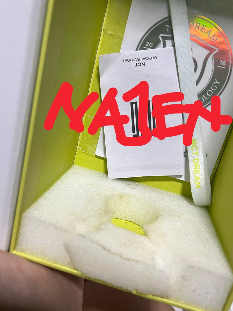 Nnaajeennn's tweet photo. WTS - Want To Sell 

Lightstick nct dream ver 2

💸520k 
✅preloved
✅splitpay sisain 5k buat co 
✅Ga pernah dipake sama sekali 
✅Condi by dm 

Help rt muts tysm 💗 https://t.co/FtJxmDQKzC