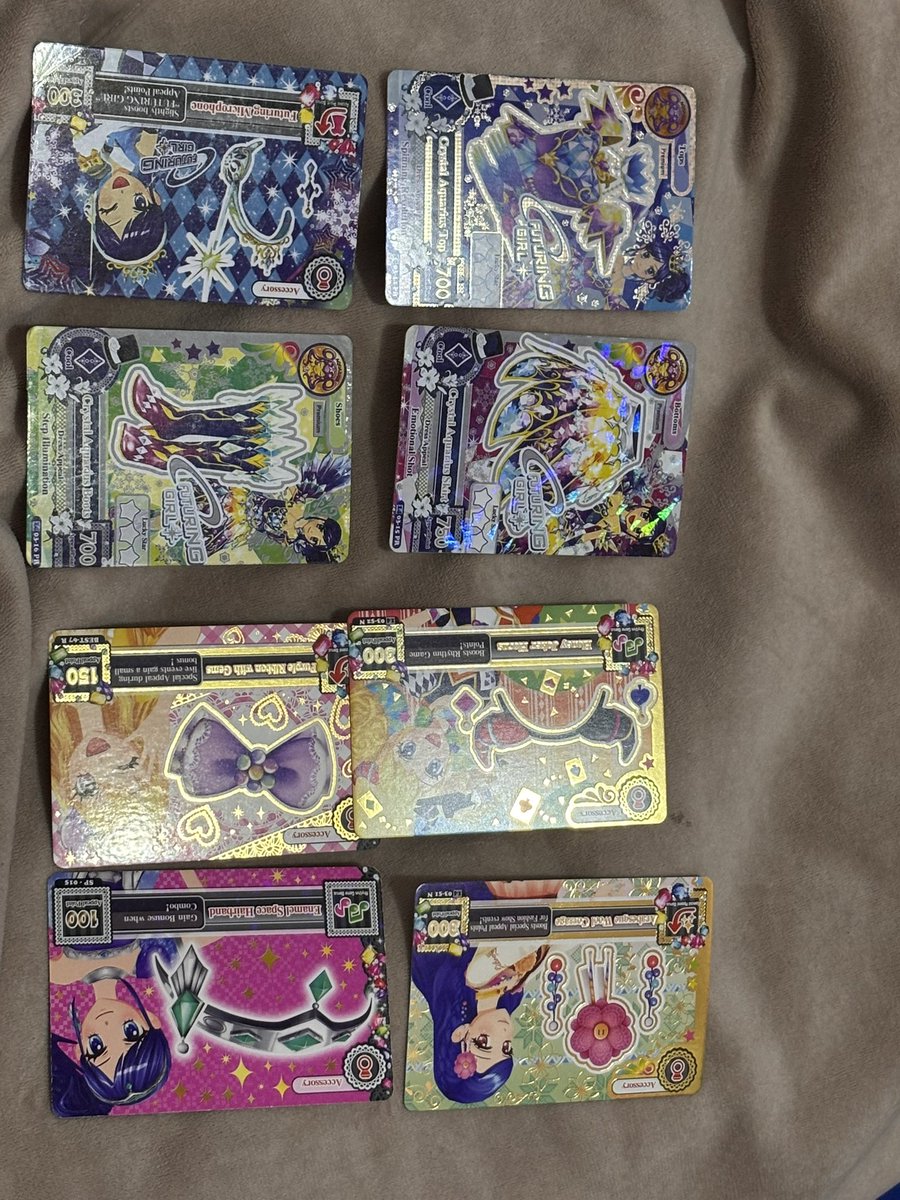 arrensha's tweet photo. hai haii aku jual lagii koleksi aku yg lainn :0 #zonauang #wts #aikatsu https://t.co/P6K83Xn3sm