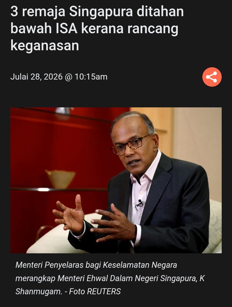 MALAYSIAPROBLM's tweet photo. Singapore pun ada akta ISA. Malaysia sibuk nak hapuskan ISA dengan SOSMA.

Singapore tau cara nak discipline kan manusia kena ada undang undang tegas. Tengok la Malaysia, orang luar pun boleh buat hal sesuka hati https://t.co/jdxuJQN8LH