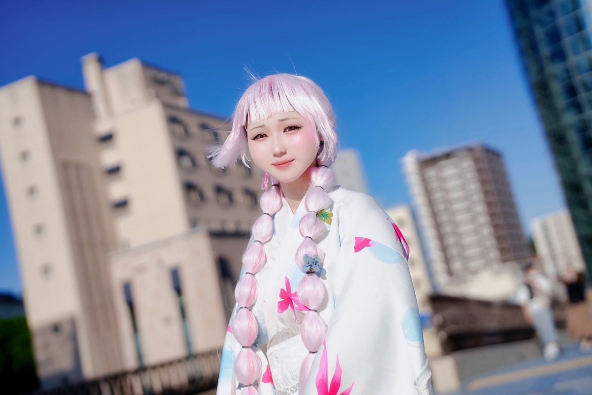 _umi__418's tweet photo. Cosplay．／コスプレ
🌈🕒｜椎名唯華｜重加工｜捏造浴衣

📸💭@iriomoteumiushi 

 #こすぱ 
 #にじさんじコスプレ https://t.co/baLBvQpN36