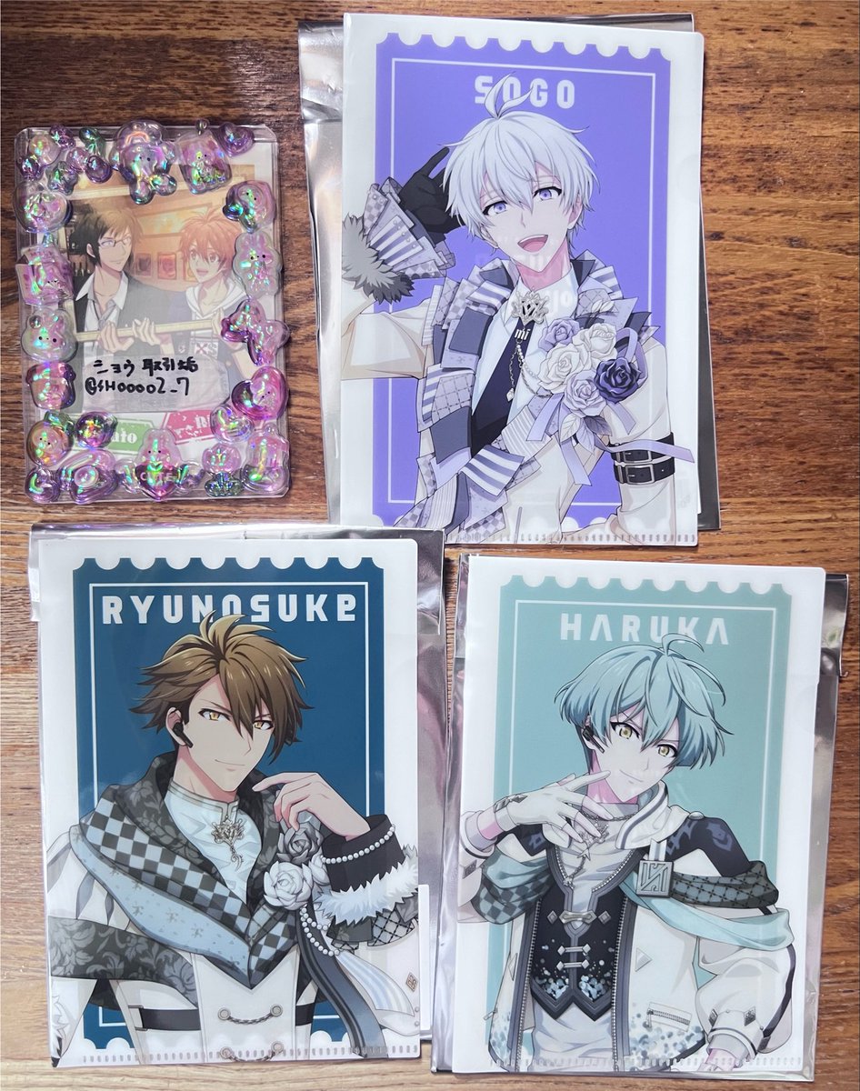 SHOOOO2_7's tweet photo. 【交換】アイナナ  4WJ 特典クリアファイル

譲:壮五 龍之介 悠
求:大和 陸

郵送希望。纏めての方優先。
8/1.2都内手渡し可能。

検索よりお気軽にお声掛け下さい。 https://t.co/3eyC0gw9Dz