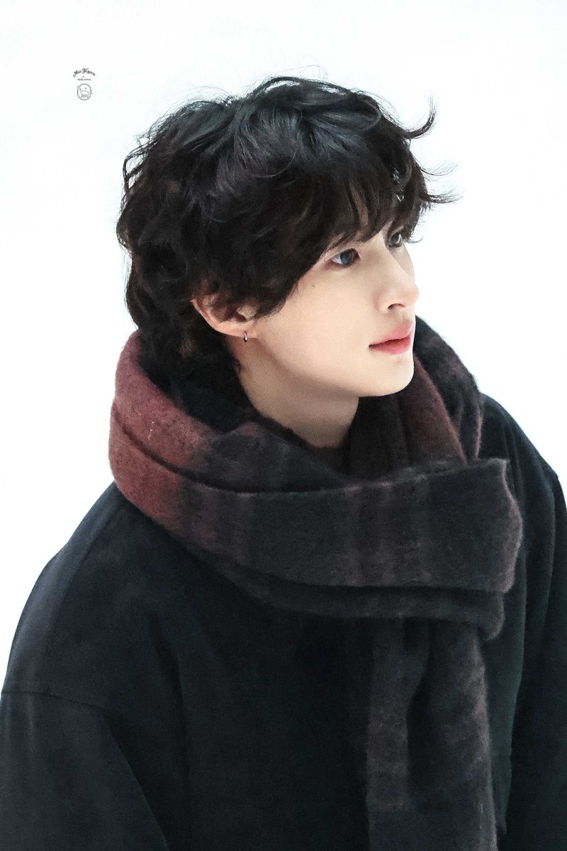 tontonprotector's tweet photo. 아무래도 겨울 앤톤을 골라줘야겟지...... https://t.co/PDFcqC5Olc