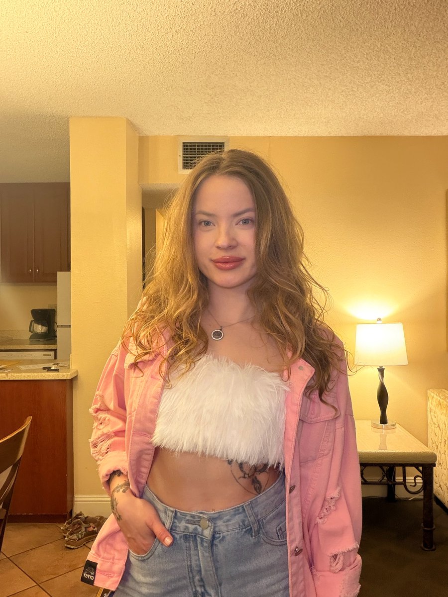 auraaureliex's tweet photo. i know you want to see me n*k*d... 🔗  in bio https://t.co/24tUXFQeLY