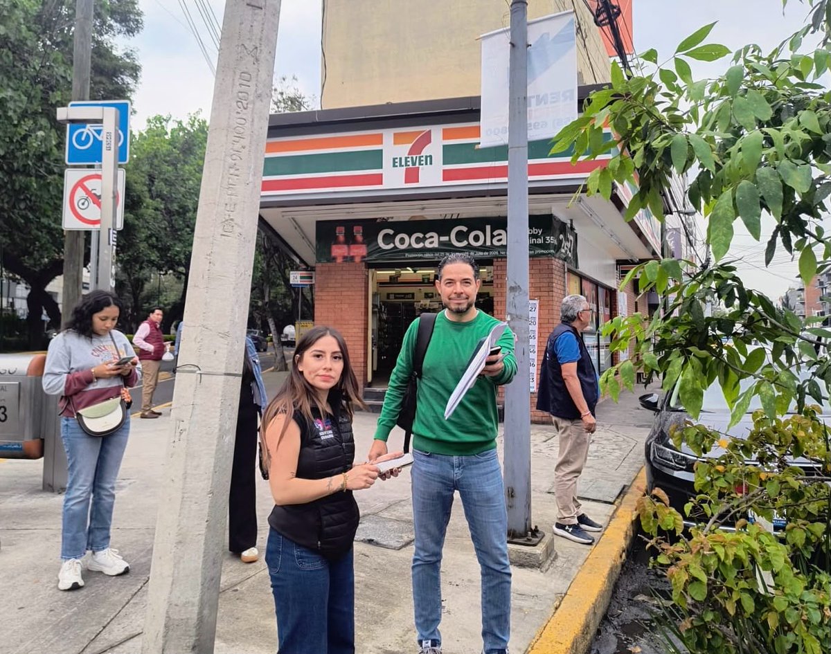 JaimeCerdio's tweet photo. Hoy se llevó a cabo una Jornada de #ServiciosUrbanos en la colonia #DelValleNorte en #BenitoJuárez. Agradezco al Alcalde @LuisMendozaBJ y al equipo de la Dirección General de Servicios Urbanos @BJAlcaldia su disposición y el trabajo realizado durante el recorrido.

Se atendieron diversas solicitudes y otras más quedaron programadas para atender en los próximos días. Estaremos dando seguimiento para que los pendientes continúen avanzando.

Hay mucho por hacer, pero estoy convencido de que las mejores soluciones surgen cuando sociedad y gobierno trabajamos de manera coordinada. #COPACO