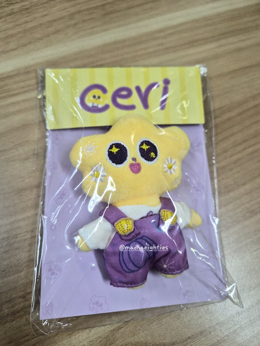madhaeighties's tweet photo. WTS Ceri Tiny Friends Doll Keychain

Hi everyone! If you're looking for this little cutie, send me a DM :)

#CERI
#AouBoom
#ตลาดนัดgmmtv https://t.co/Mv6gcCafGm