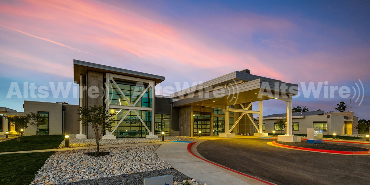 AltsWire's tweet photo. Vital Capital Partners has fully subscribed its $16 million Delaware statutory trust offering backed by an inpatient rehabilitation hospital in Temple, Texas.

Read the full story at AltsWire: https://t.co/hf8tpxAYhS

#DST #1031Exchange #HealthcareRealEstate #VitalCapitalPartners https://t.co/3dmiyiLe6I