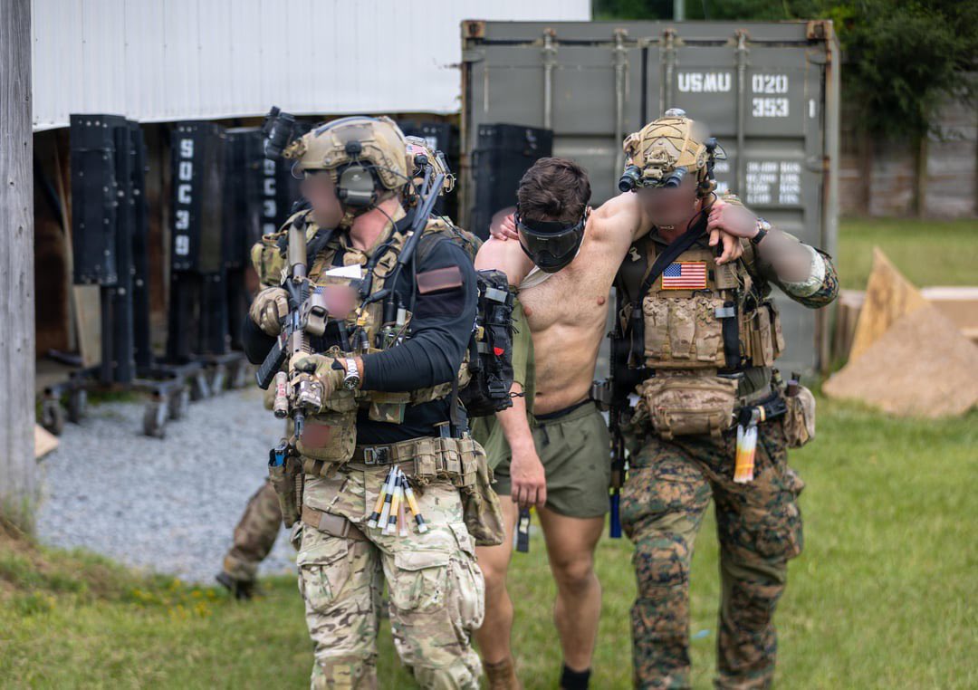uncle_fury's tweet photo. Green Berets from 3rd Special Forces Group and Raiders from the 2nd Marine Raider Battalion training in NC.  July 27, 2026.
Photo source : Expedition-Altruist https://t.co/hneRweR8PJ