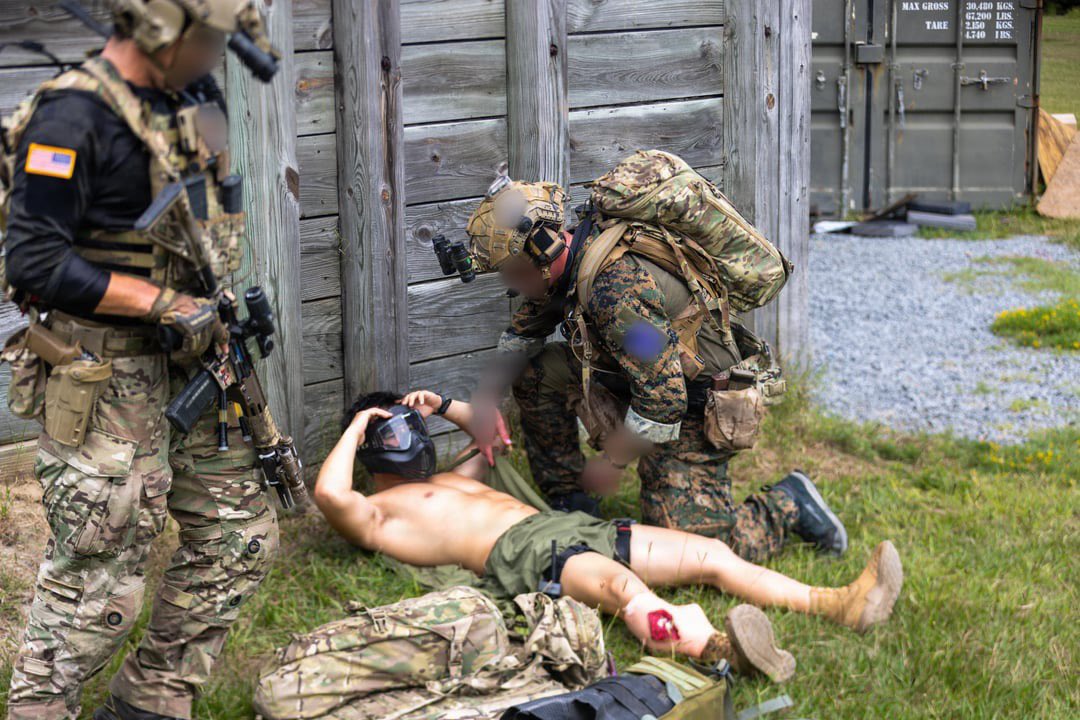 uncle_fury's tweet photo. Green Berets from 3rd Special Forces Group and Raiders from the 2nd Marine Raider Battalion training in NC.  July 27, 2026.
Photo source : Expedition-Altruist https://t.co/hneRweR8PJ