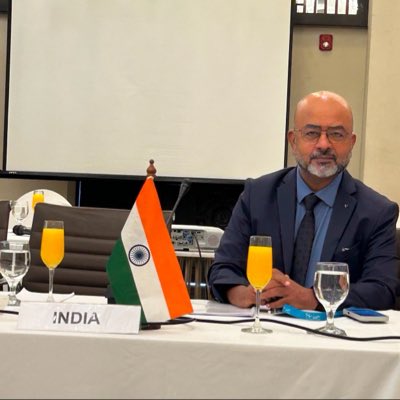 sunilmishra007's tweet photo. #NewProfilePic https://t.co/jrZi6O201s