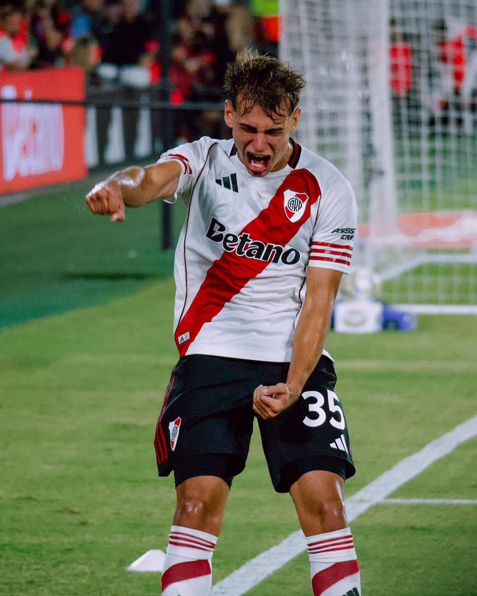 facupietro's tweet photo. River tiene por lo menos tres delanteros que son claramente mejores que Borre 

Pero ojo, para el DT el es titular indiscutido https://t.co/1EcYdelUjj