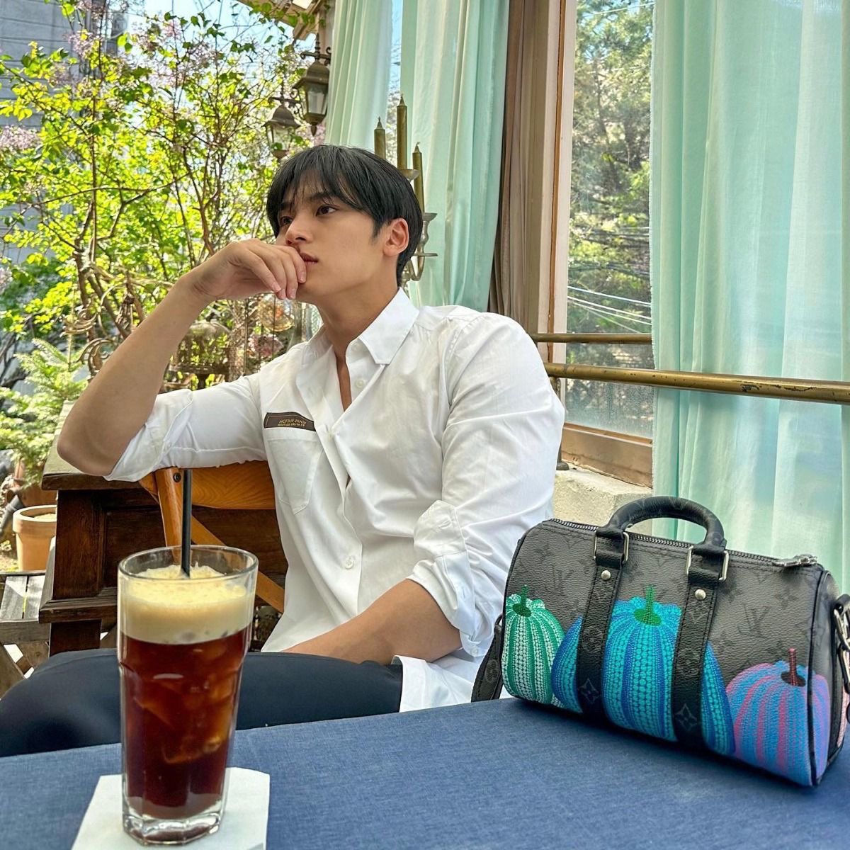 marvtiny's tweet photo. Americano won’t hurt anyone right ? https://t.co/VJsDoeg8Vv