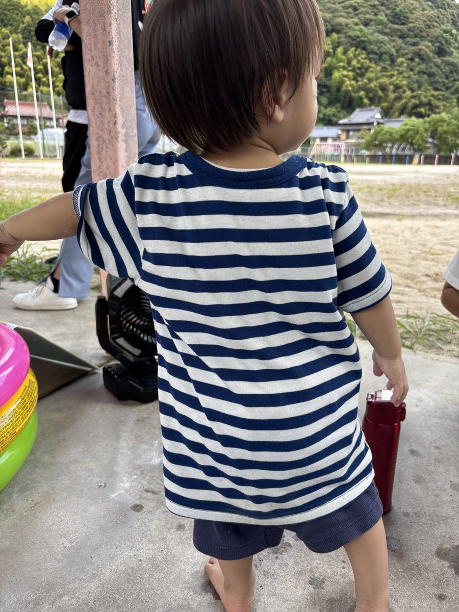 savva9512's tweet photo. 朝から「お腹すいたー！」で始まる夏休み🌻😂

宿題に、ごはんに、習い事に…
毎日バタバタだけど、子どもたちの笑顔を見ると「夏休みっていいな」と思える☺️

4人分の思い出をたくさん作れる夏になりますように🍉✨ https://t.co/hgUdrNJd2Y