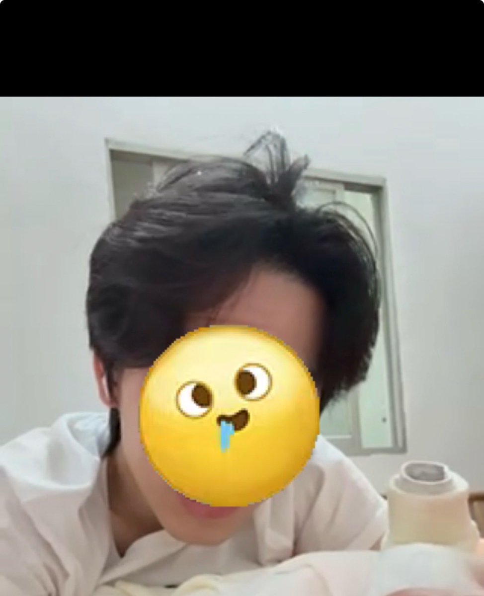 jzy12344's tweet photo. 还是好怀念我的头发，我的天命托尼你在哪 https://t.co/SsBFKh4Ge9