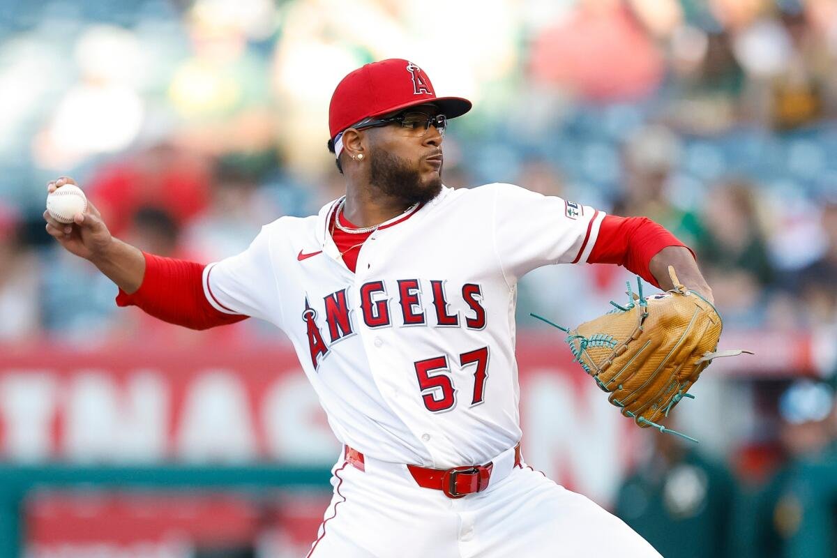 SleeperAngels's tweet photo. Can someone explain to me why Walbert Ureña isn't in the AL Rookie of the Year conversation:

2.70 ERA, 93.1 IP, 88 Ks, 1.26 WHIP https://t.co/p073lPCQiU