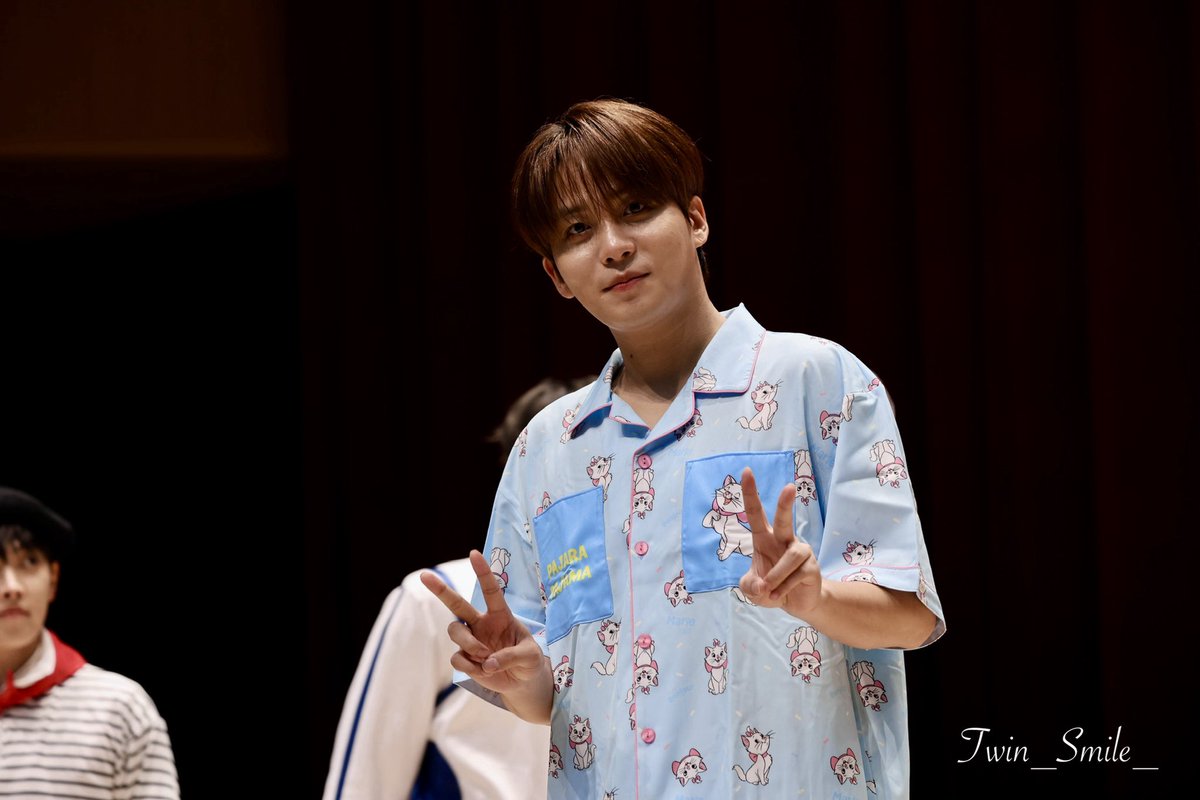 Twin_Smile_'s tweet photo. 260726 메이크스타 대면팬사인회

#종호 #JONGHO #에이티즈 #ATEEZ https://t.co/9jhWSjoYWT