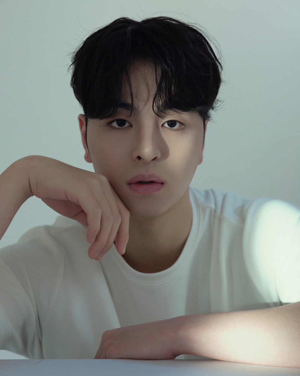 Kstyle_news's tweet photo. 【速報】iKON ジュネ、8月11日に軍隊へ…グループ最後の入隊を電撃発表（公式）
https://t.co/VLNiPre3JV https://t.co/McZAygT9Kl